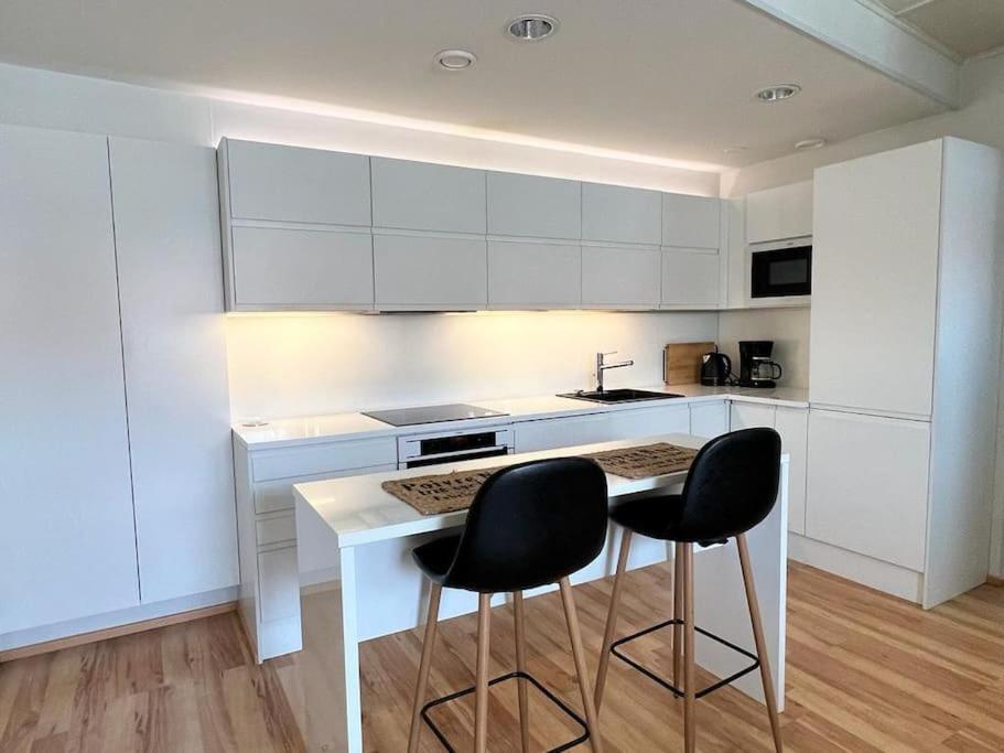 Spacious And Stylish Penthouse In Downtown Rovaniemi Exterior foto